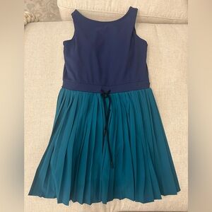 NWOT Athletic pleated skirt dress Size medium